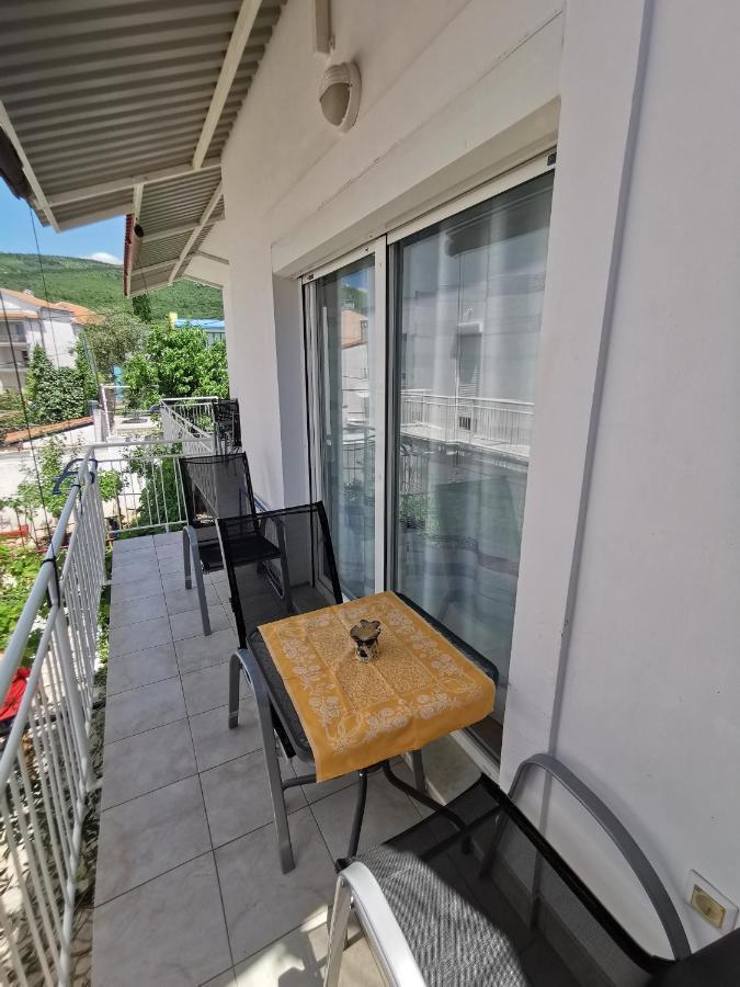 Studio Apartments Jasminka Selce Luaran gambar