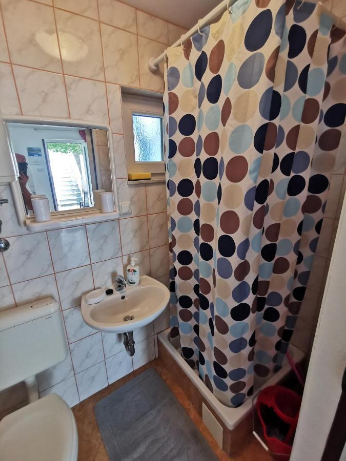 Studio Apartments Jasminka Selce Luaran gambar